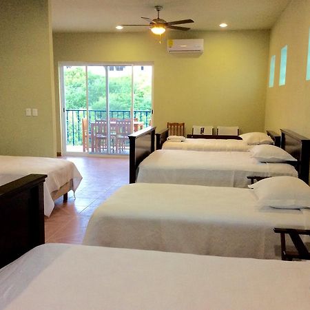 Casa Paloma Blanca Hostel Isla Mujeres Eksteriør billede