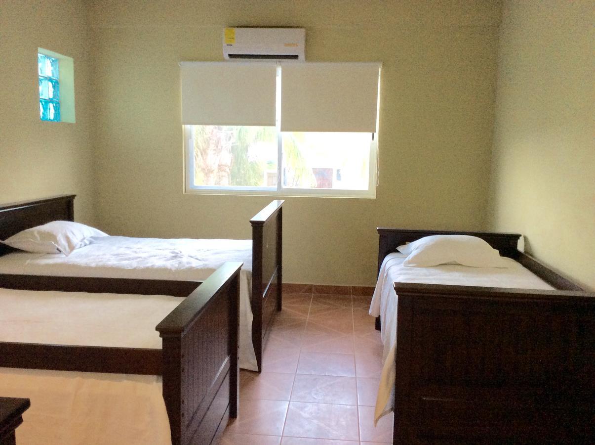 Casa Paloma Blanca Hostel Isla Mujeres Eksteriør billede